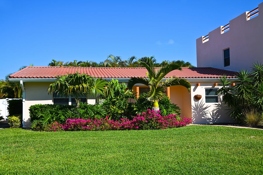 Best Maintenance Methods for Fort Myers Lawns