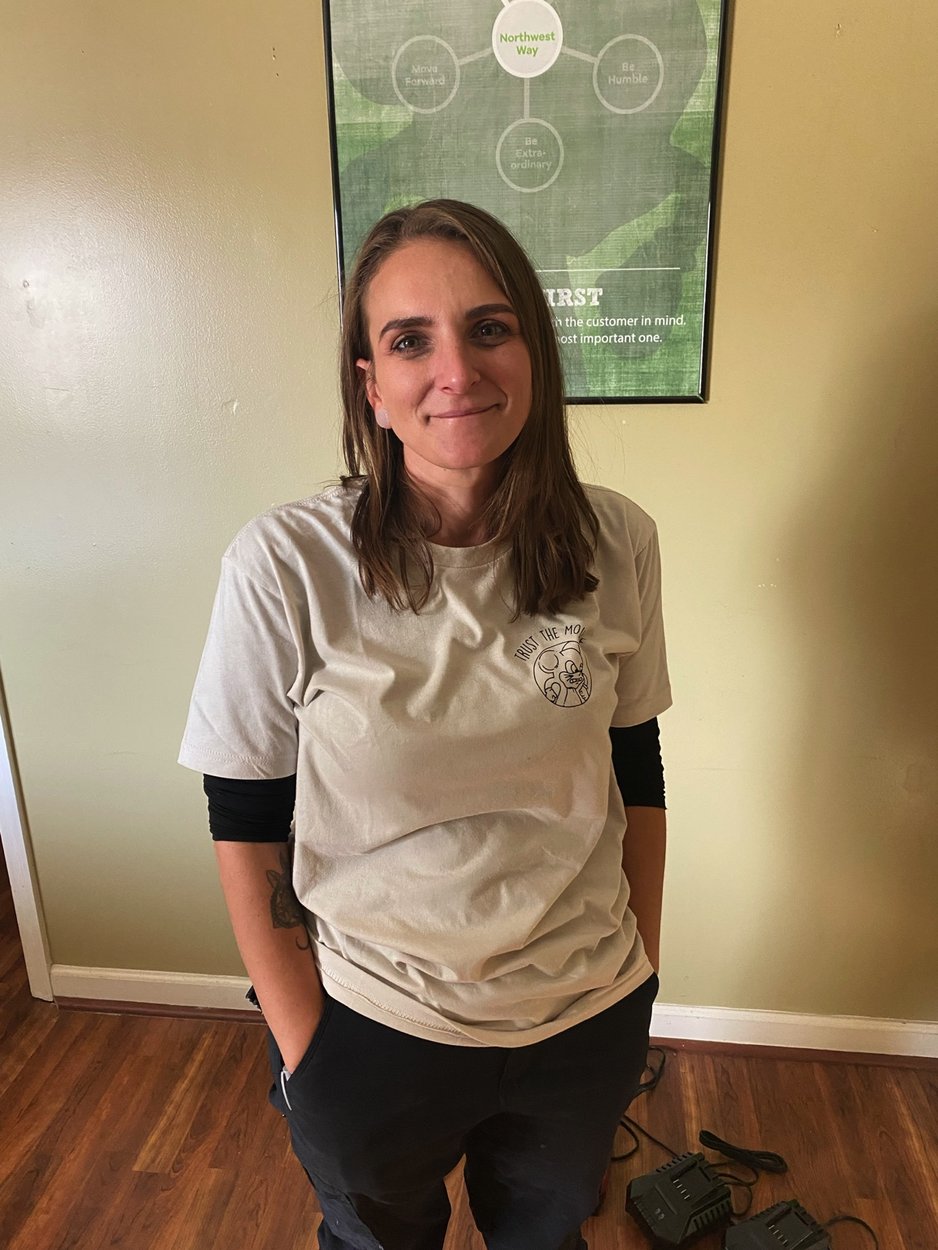Cheyenne Henniger, Termite Technician